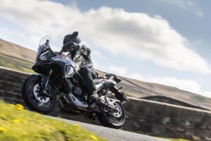 Les Morbidelli T1002V et T10002VX ne coûtent désormais que 6 999 £ avec bagages gratuits