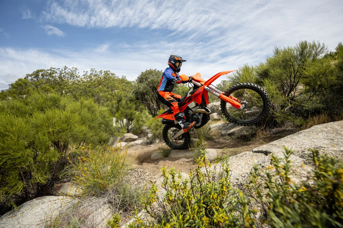 KTM 350 XC F en action.