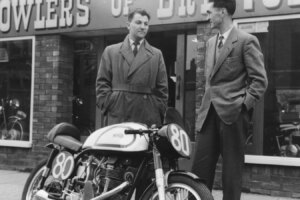 Fowlers Motorcycles de Bristol fête ses 100 ans dans le secteur du vélo