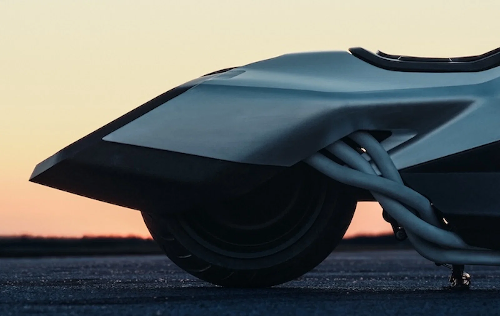 La BMW Vision K18 - détails du système d'échappement et incroyables