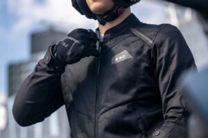 La veste d'été LS2 Breeze pour les cyclistes urbains arrive