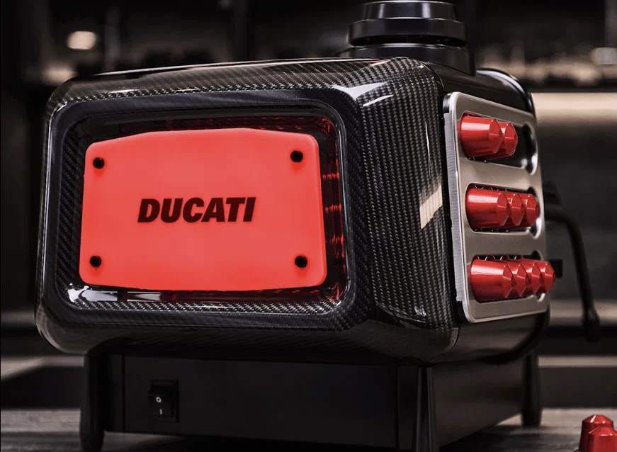 Machine à café Ducati Barista M3. Crédit : Ducati.