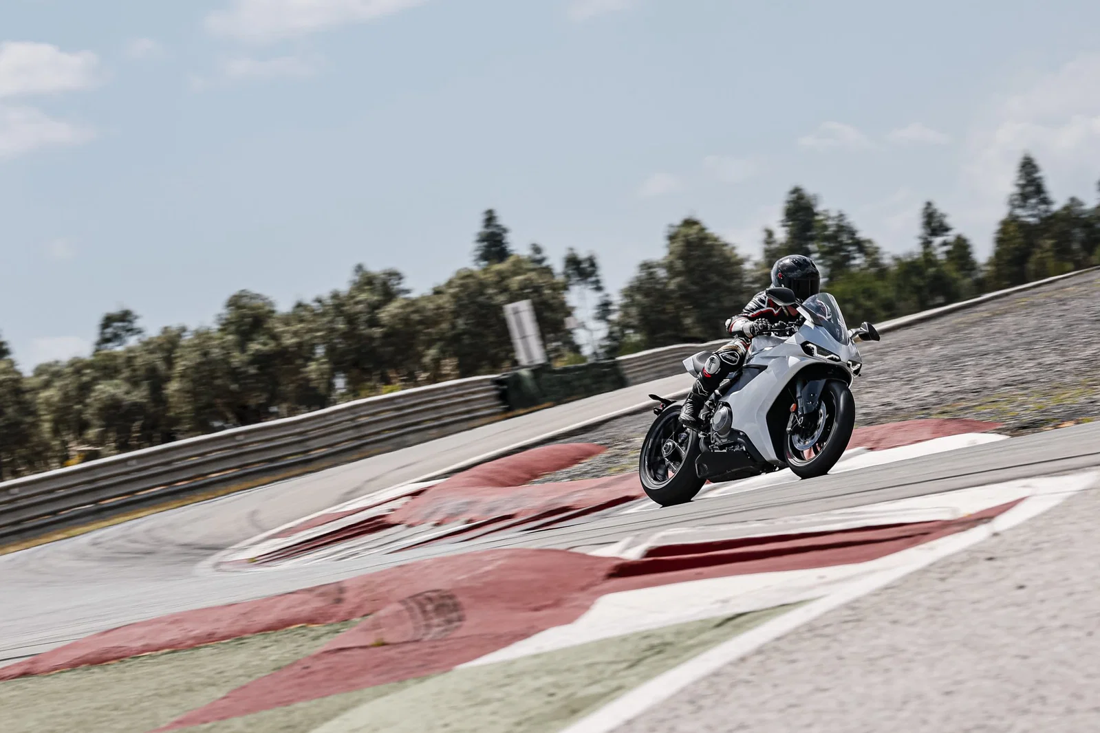 Le Norton Manx R - équitation