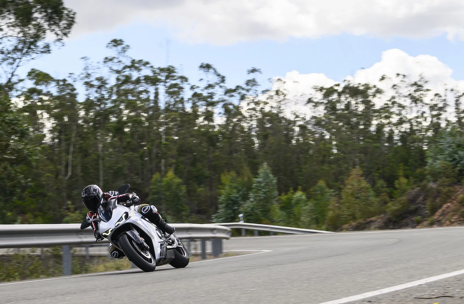 Le Norton Manx R - équitation