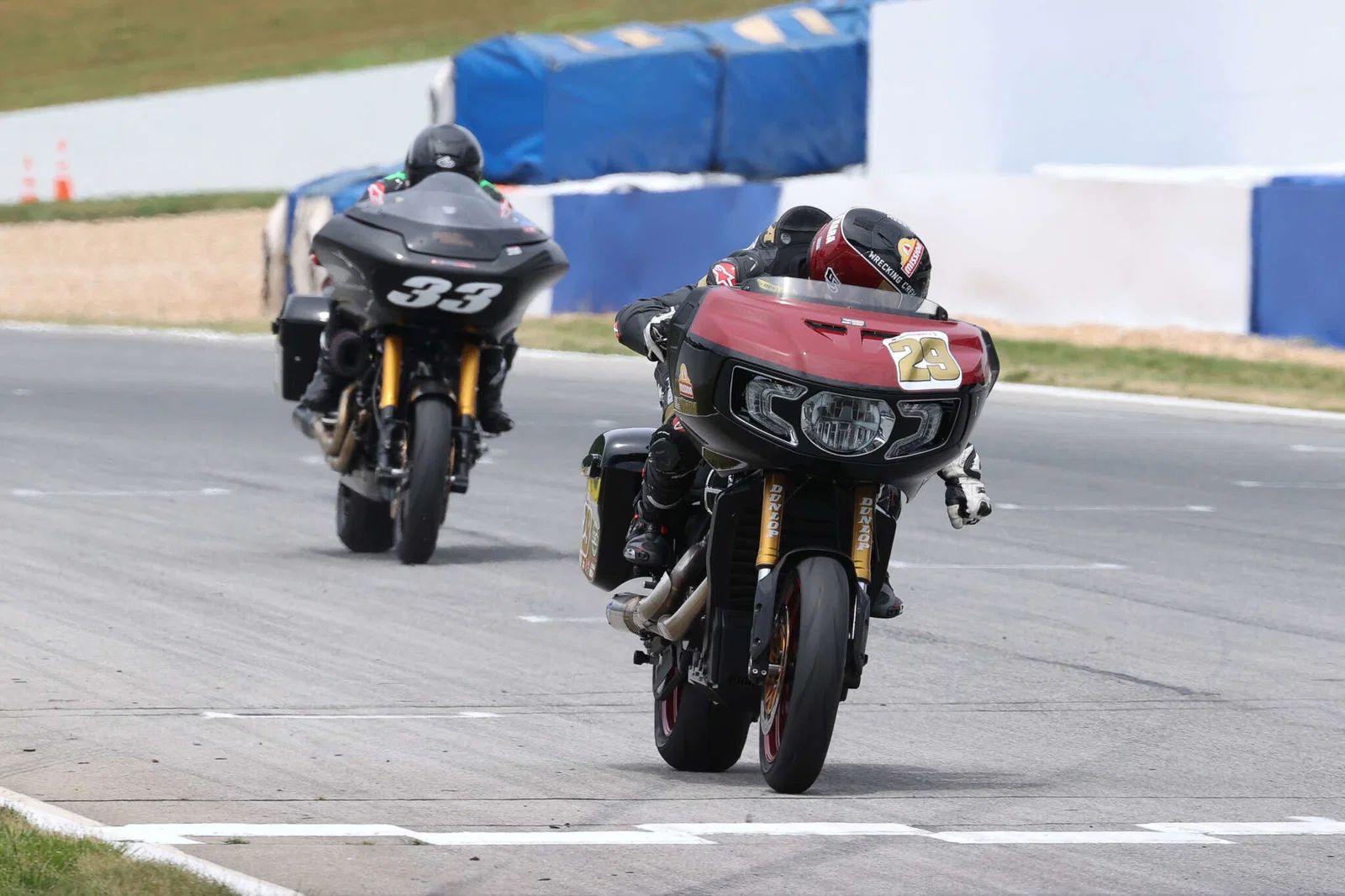 Roi des Baggers - Harley contre Indien
