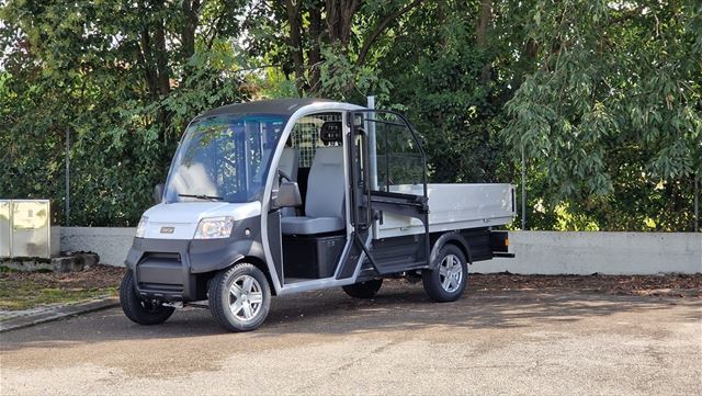 Un quadricycle lourd L7e