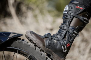 Examen des bottes de moto Eleveit X Privilege E-Dry Enduro