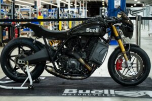 Buell taquine le sauvage Super Cruiser Café Racer avec un bicylindre en V de 173 ch