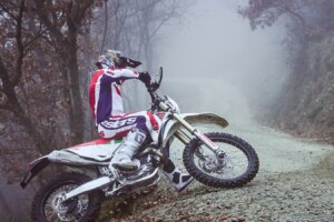 Bimota lance un réseau de concessionnaires tout-terrain dédié au nouveau BX450 Enduro