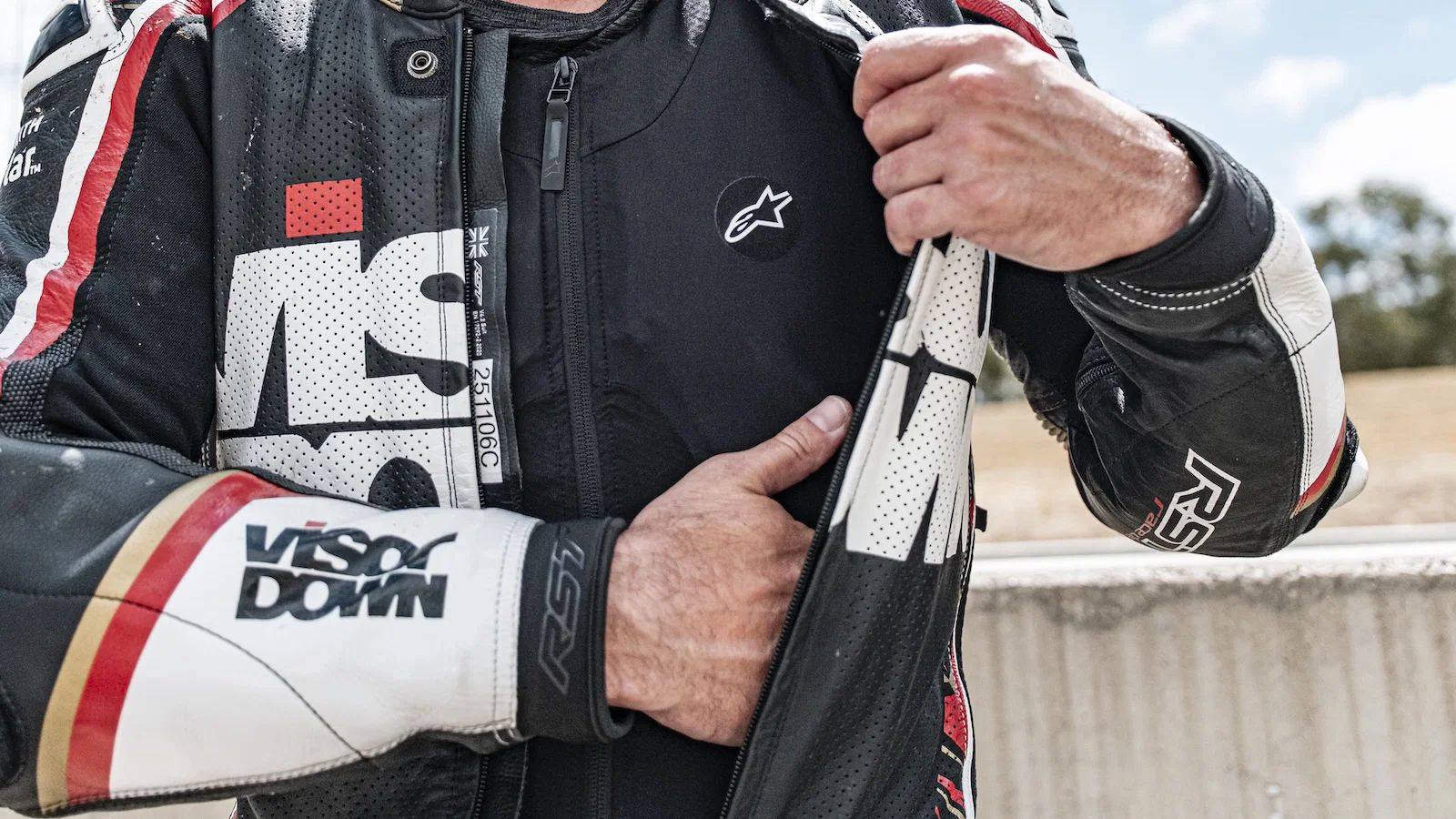 The Alpinestars TechAir 5 plasma