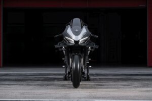 CFMoto V4 SR-RR établit un nouveau record chinois de vitesse de pointe