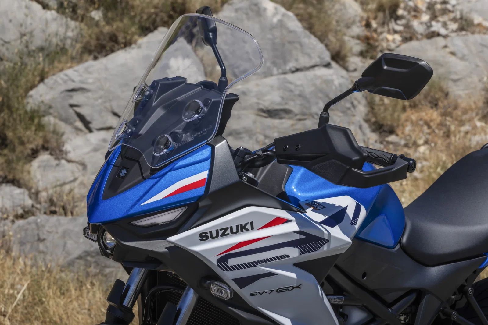 La Suzuki SV7-GX - conduite