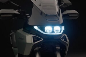 Le nouveau vélo d'aventure Atlas de Norton entre en production avant son lancement en juillet