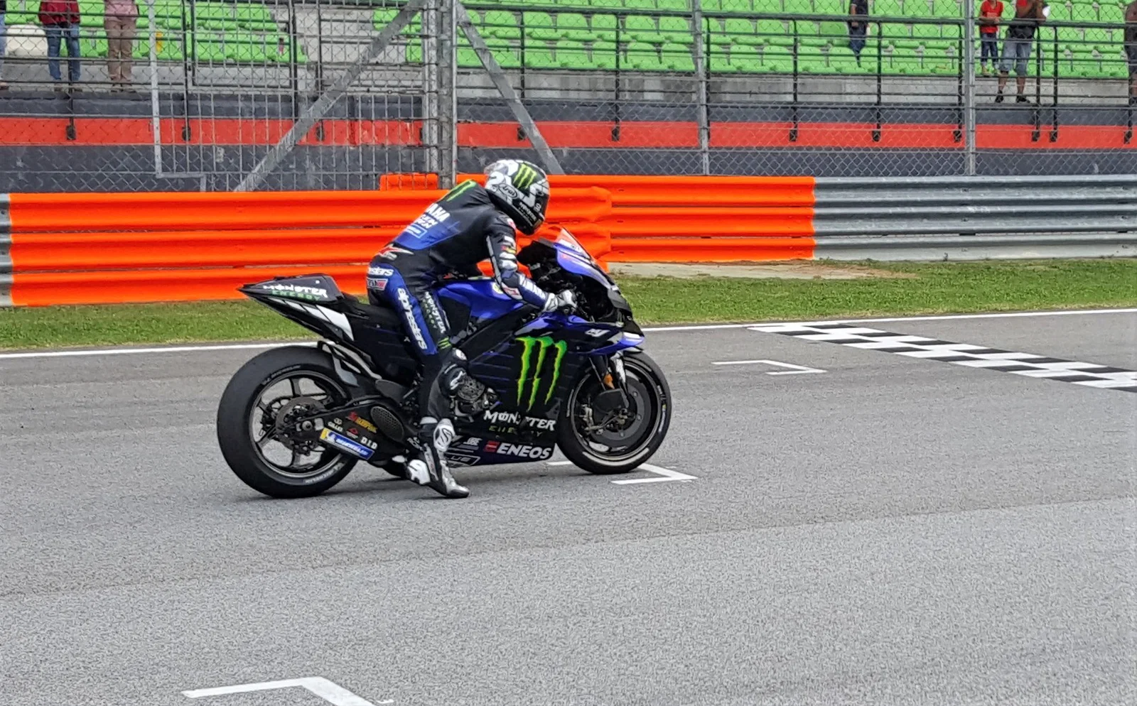 Les équipes MotoGP s'inscrivent jusqu'en 2031 alors que le sport se prépare au plus grand remaniement des règles depuis des années