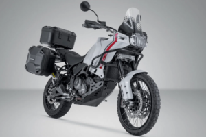 Ducati DesertX et DesertX Rally gagnent 115 litres de stockage avec un nouvel ensemble de bagages