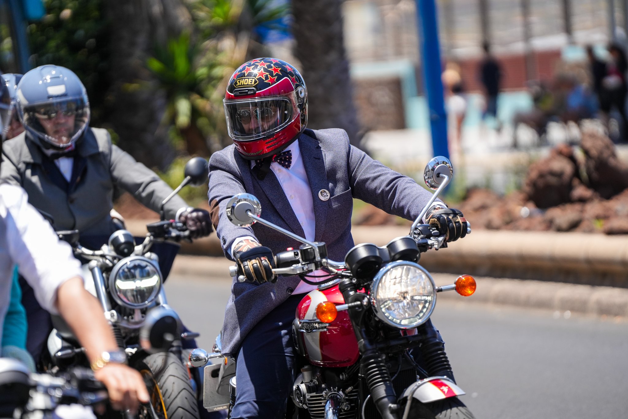 Balade en Triumph DGR à Las Palmas. 