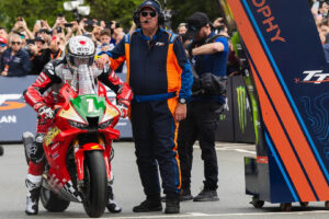 John McGuinness sera la vedette du Classic TT 2026 avec un tour de parade spécial