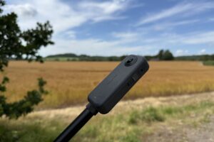 Test Akaso 360 : ensemble de caméras d'action pour moto testé