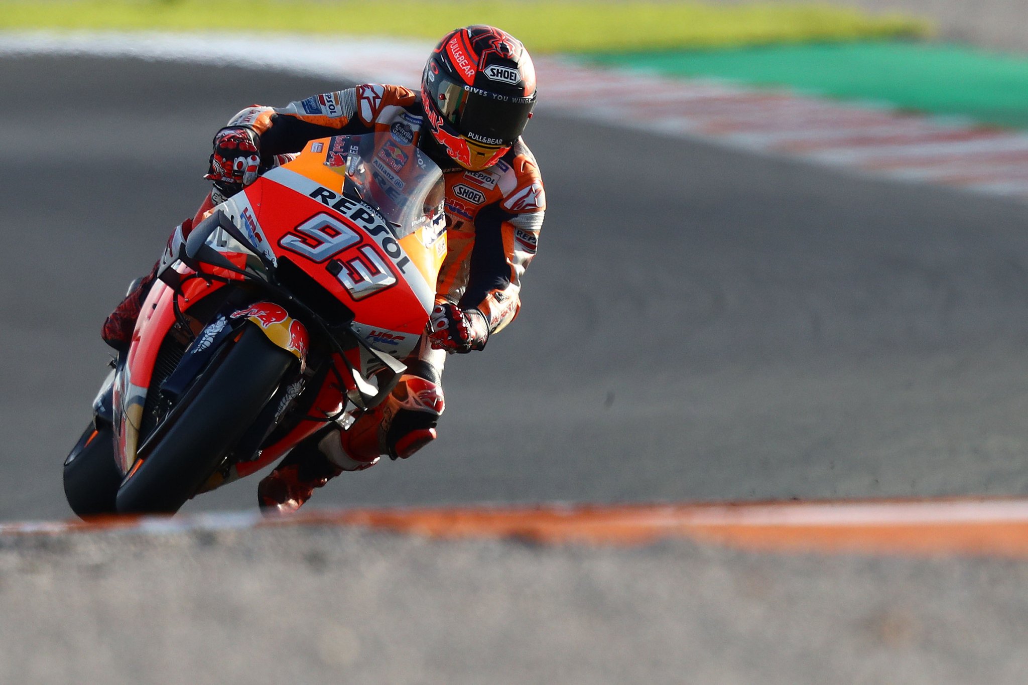 Marc Marquez sur une moto Honda MotoGP en 2019. Crédit : Gold and Goose.