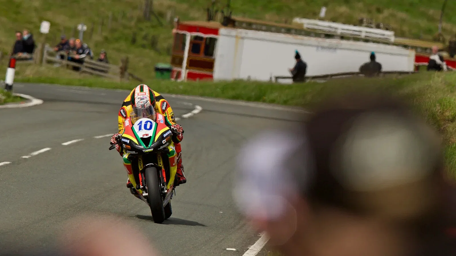 Peter Hickman au TT de l'île de Man de cette année. Crédit : Île de Man TT.