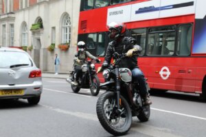 Les deux tiers des Britanniques s'opposent au projet d'étendre les limites de vitesse à 20 mph, selon une enquête