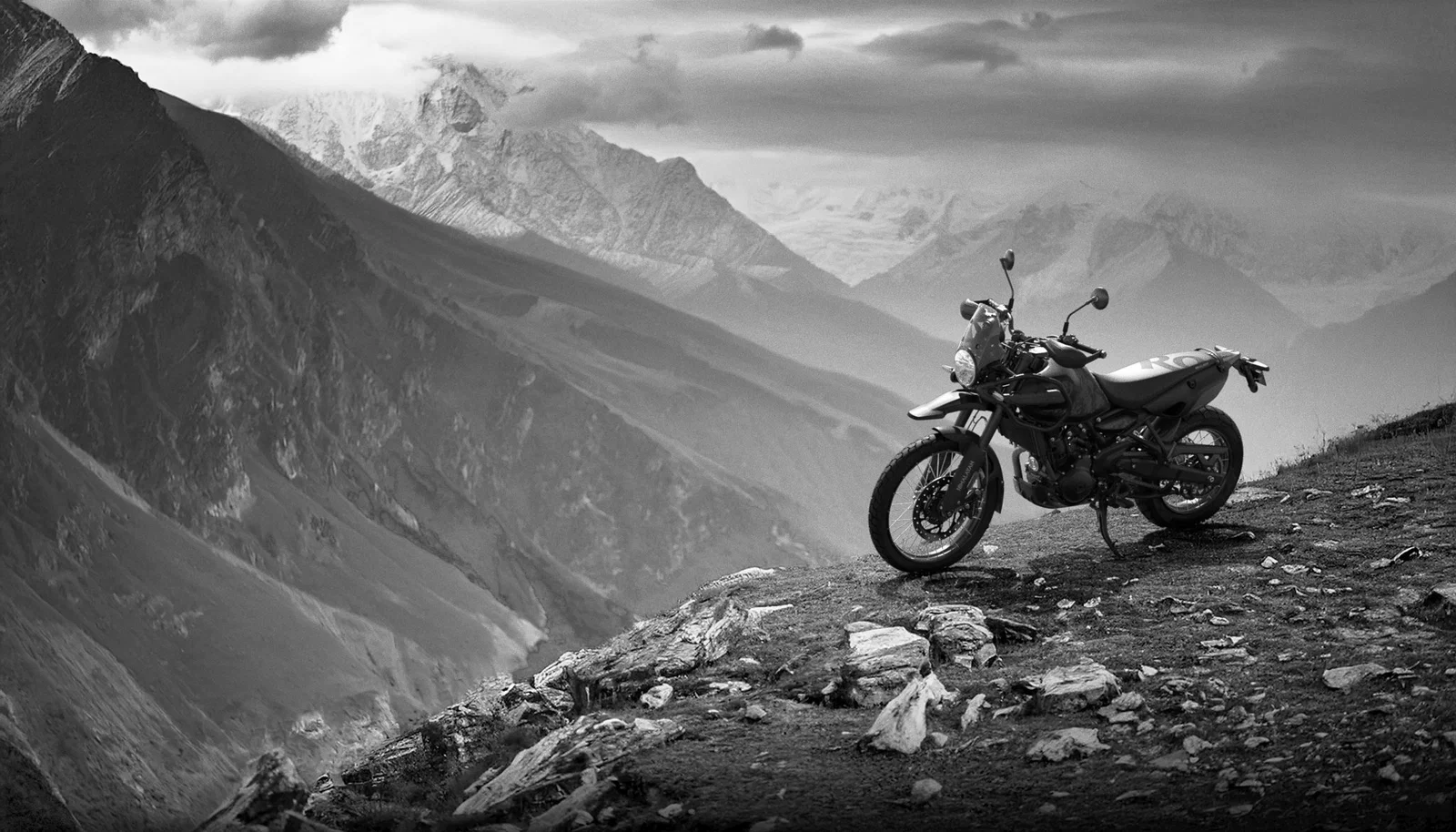 Nouveau Royal Enfield Himalayan 450 Mana Noir.