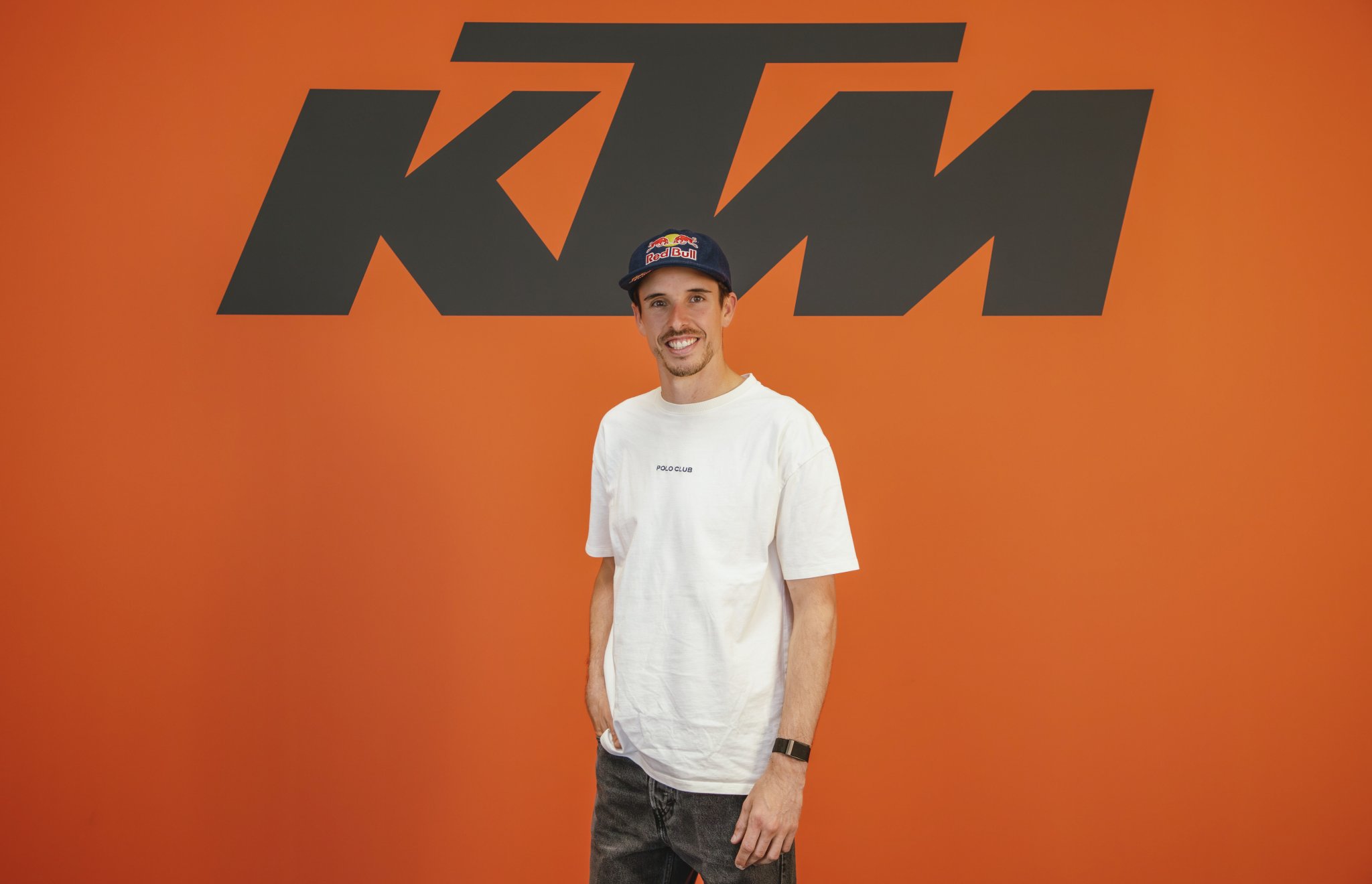 Alex Marquez joins KTM.