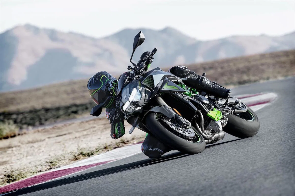 2023 Kawasaki Z H2.jpg