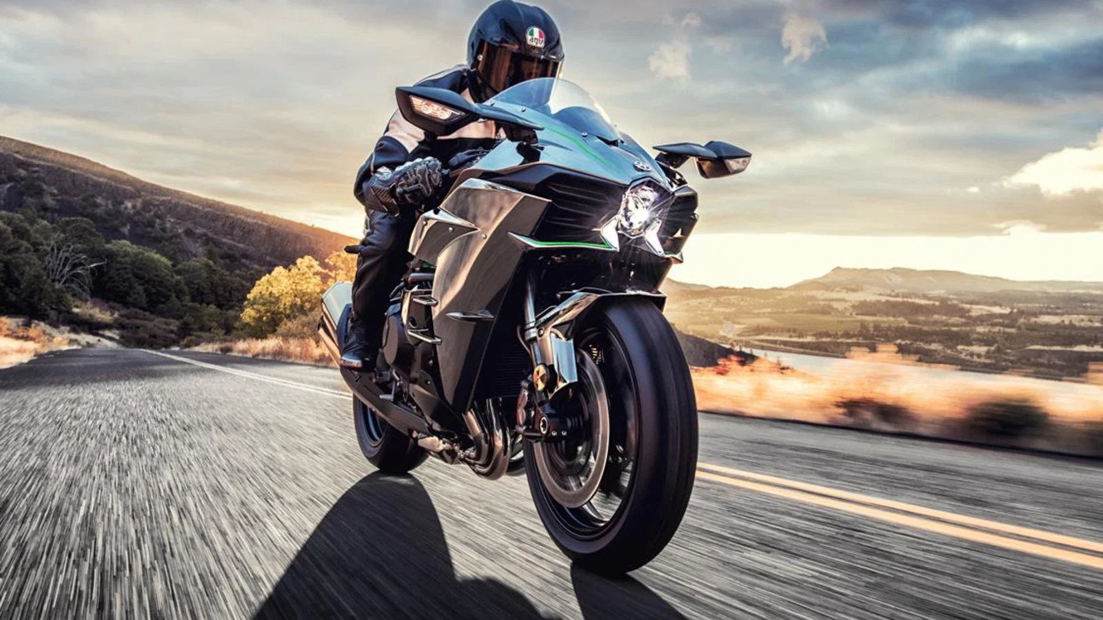Les Kawasaki Ninja H2 et H2 Carbon mis à jour révélés dans les dossiers d'homologation