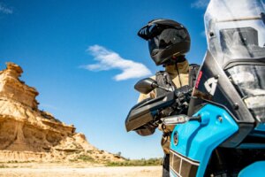 Le nouveau Shoei Hornet ADV 06 arrive avec l'approbation ECE 22.06 et des composants internes révisés
