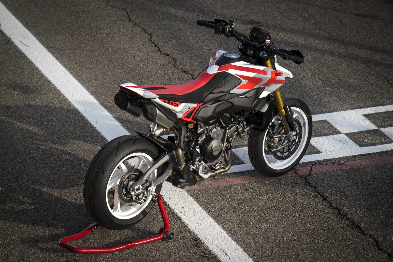 La nouvelle Ducati Hypermotard V2 SP.