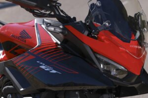 Honda dévoile un nouveau programme d'essai comprenant les CB1000GT, CB1000 Hornet et WN7