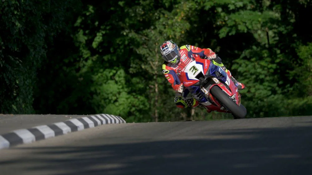 John McGuinness, TT de l'île de Man 2023, Superbike. - Presse IOMTT