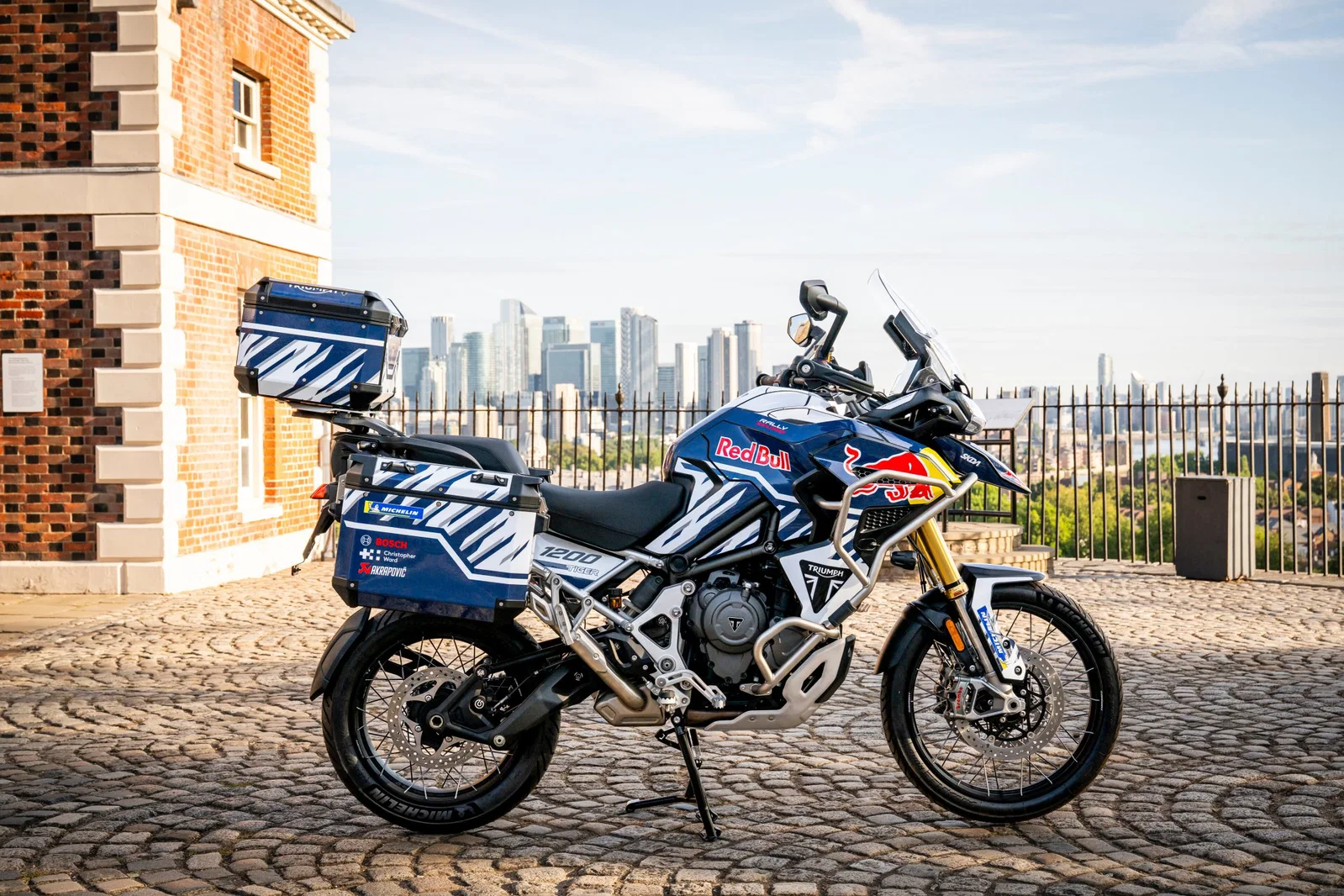 L'explorateur de rallye Triumph Tiger 1200 de Sunderland. Crédit : Mark Roe/Pool de contenu Red Bull.