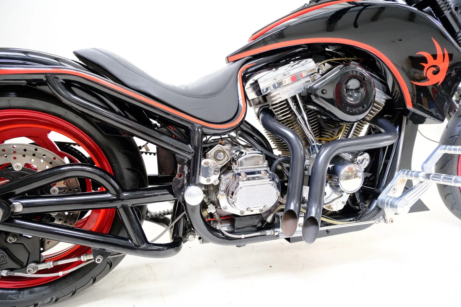 Le Bourget 'Dark Rider' personnalisé de Guintoli. Crédit : Bonhams.