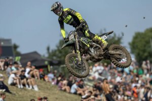 Triumph confirme son passage au MXGP avec la star actuelle Guillem Farres