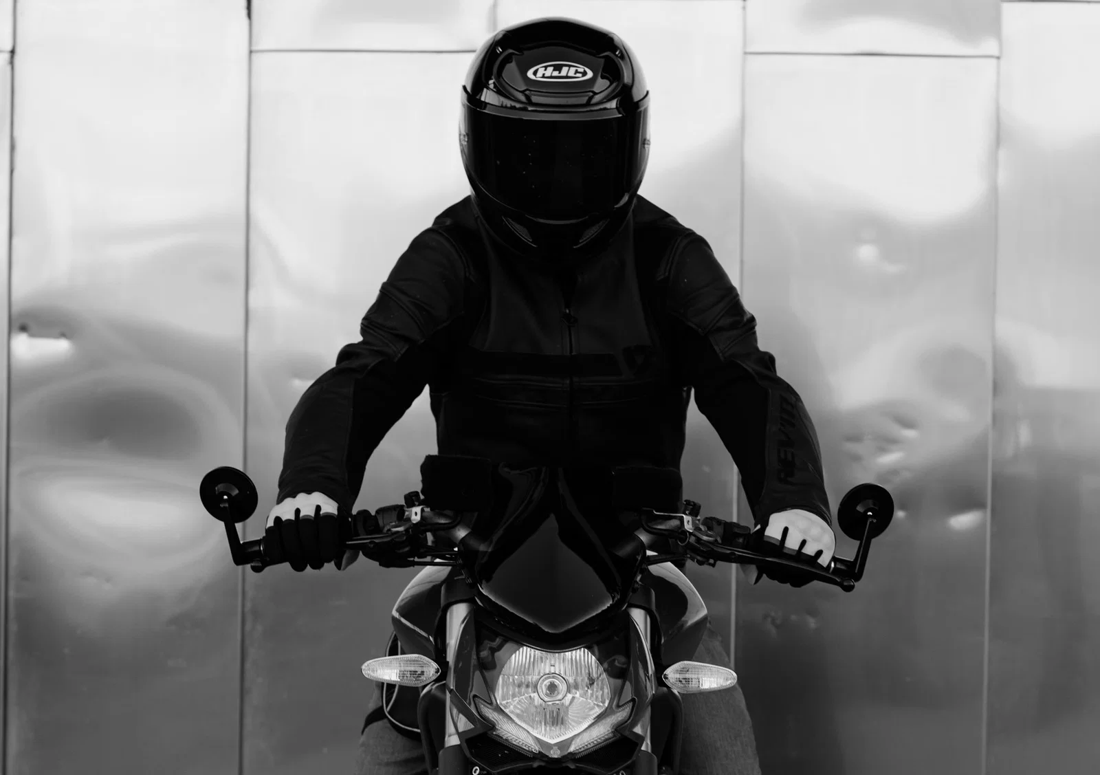 Mark et sa Ducati évaluée par WBAB à plus de 5 000 £