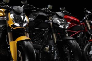 Un client de Superbike Factory a sauvé sa précieuse Ducati quelques heures seulement avant l'effondrement