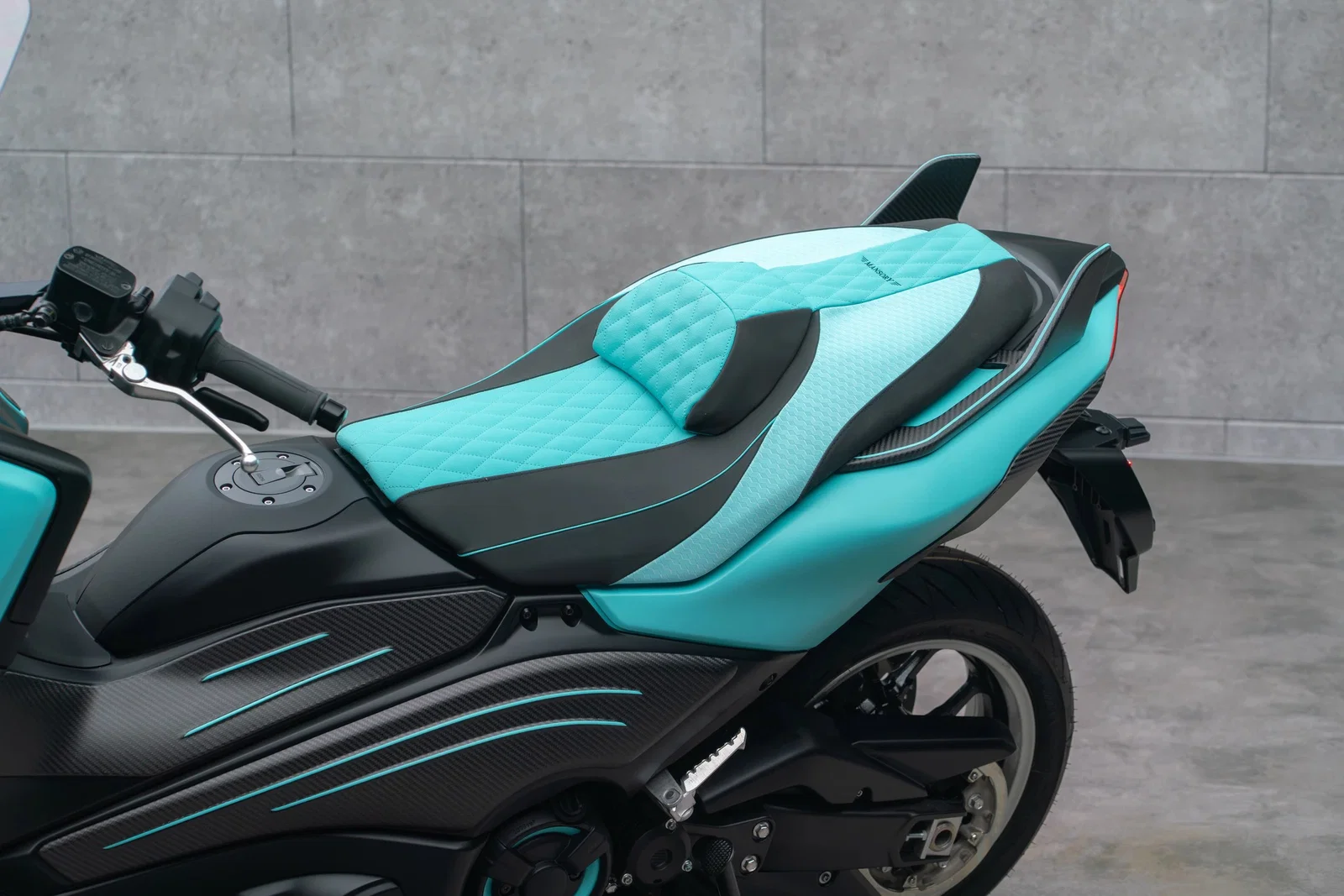 Le Mansory Yamaha TMAX