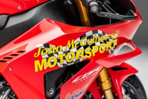 Annonce du 30e anniversaire du TT Honda Fireblade de l'île de Man de John McGuinness