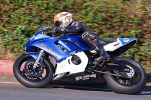 Rob Hodson remporte la première course Junior 600 Classic TT