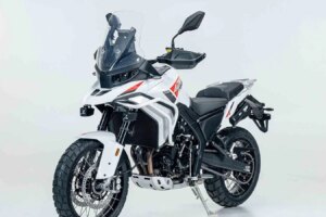 Le ZXMoto 820X ADV brise la couverture et pourrait être à destination du Royaume-Uni