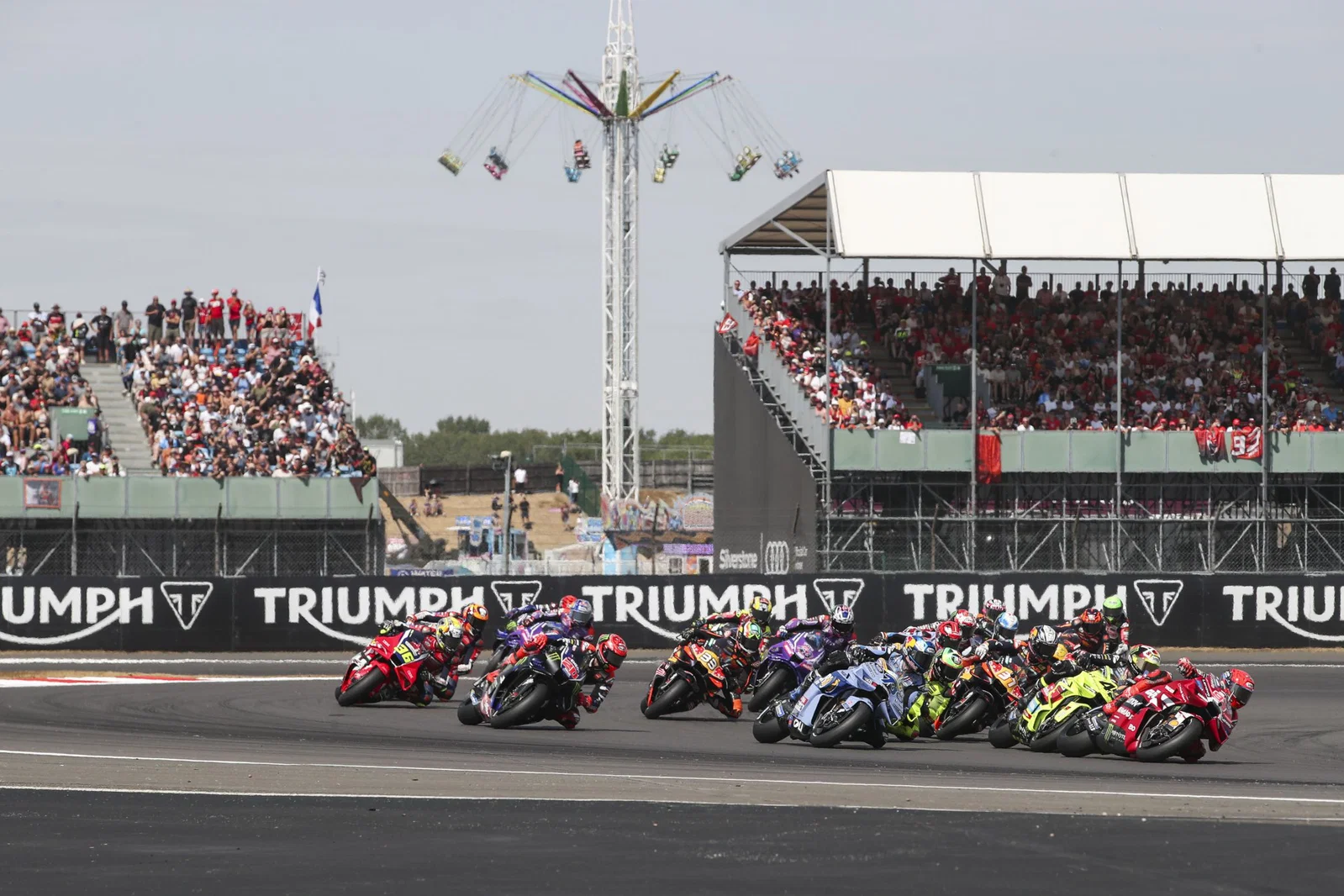 MotoGP britannique 2026 à Silverstone. Crédit : Or et Oie.