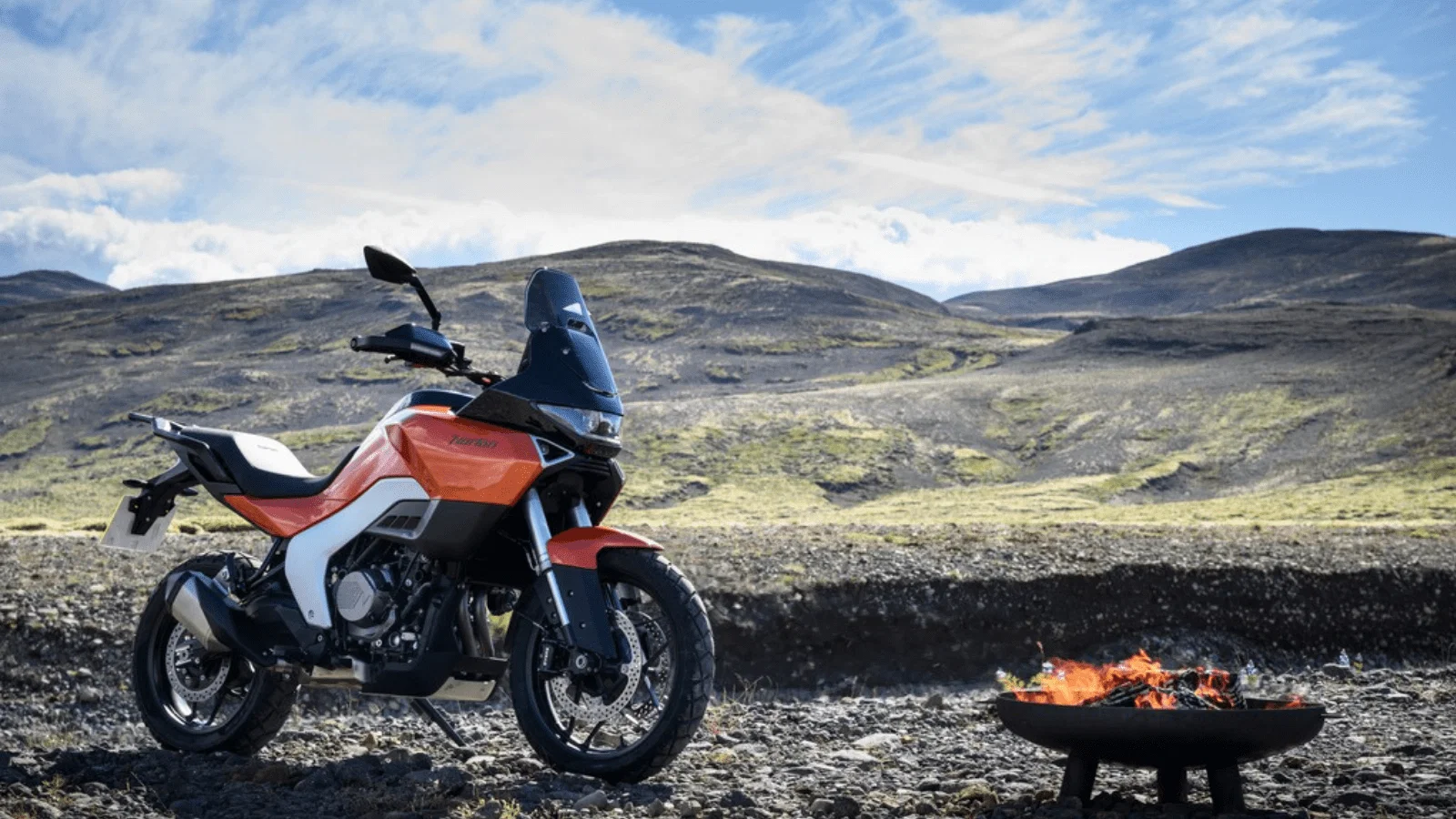 Norton begins deliveries of the new Atlas in the UK and select European countries.
