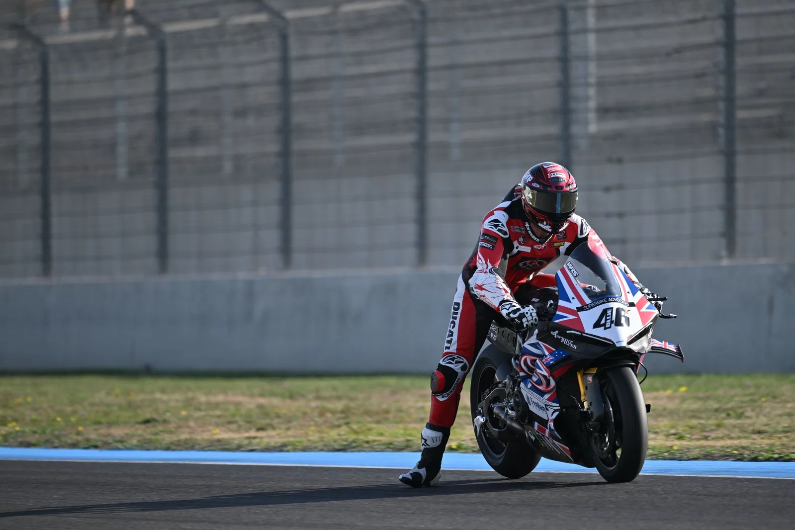 Tommy Bridewell à Magny-Cours. Crédit : Or et Oie.