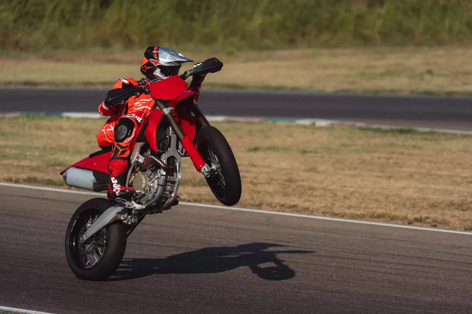Ducati Desmo450 SM en action.
