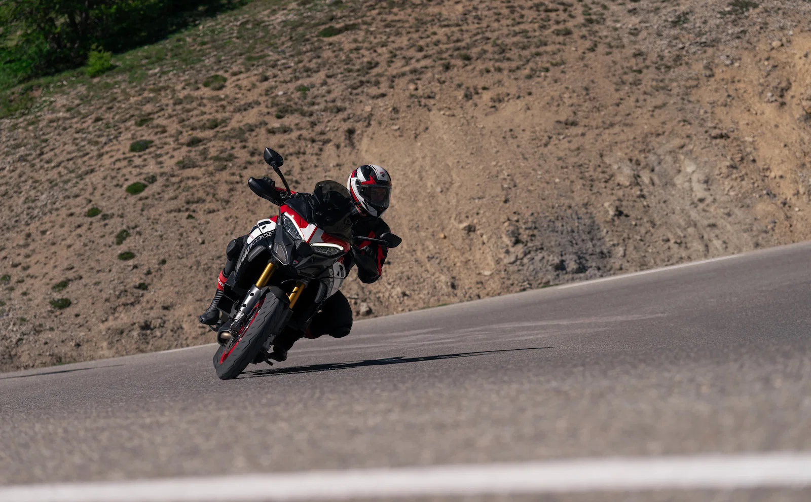 La Ducati Multistrada V4 édition Pikes Peak 2027