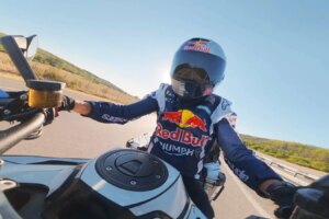 Sam Sunderland parcourt 948 milles en 15 heures dans le cadre d'une tentative de record du tour du monde