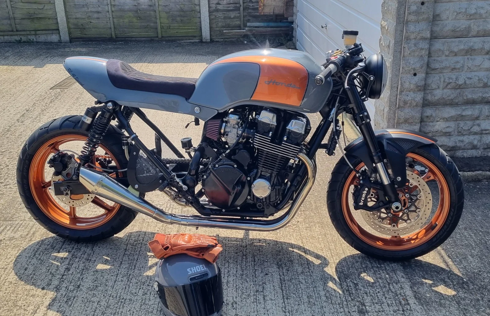 La Honda CB750 Café Racer