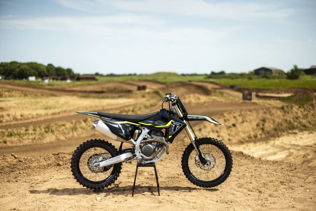 Le vélo de motocross Triumph TF 250-X mis à jour.